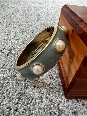 Gold-Trim Gray Pearl Accent Bangle Bracelet